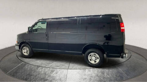 2017 Chevrolet Express 2500