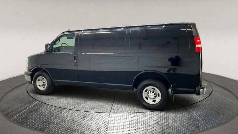 2017 Chevrolet Express 2500