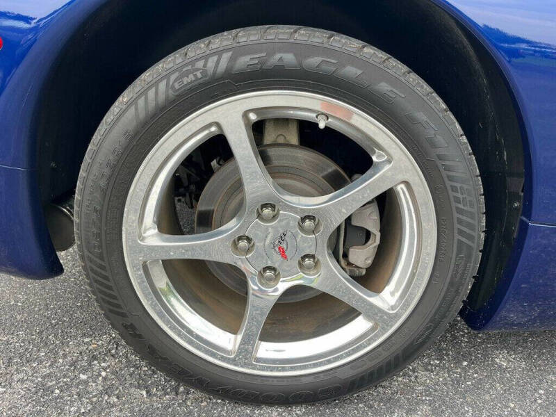 2004 Chevrolet Corvette