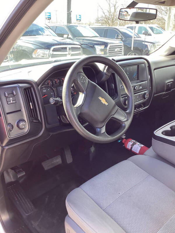 2017 Chevrolet Silverado 1500 LS