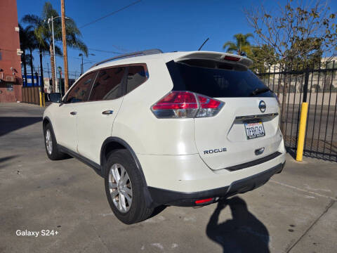 2016 Nissan Rogue SV