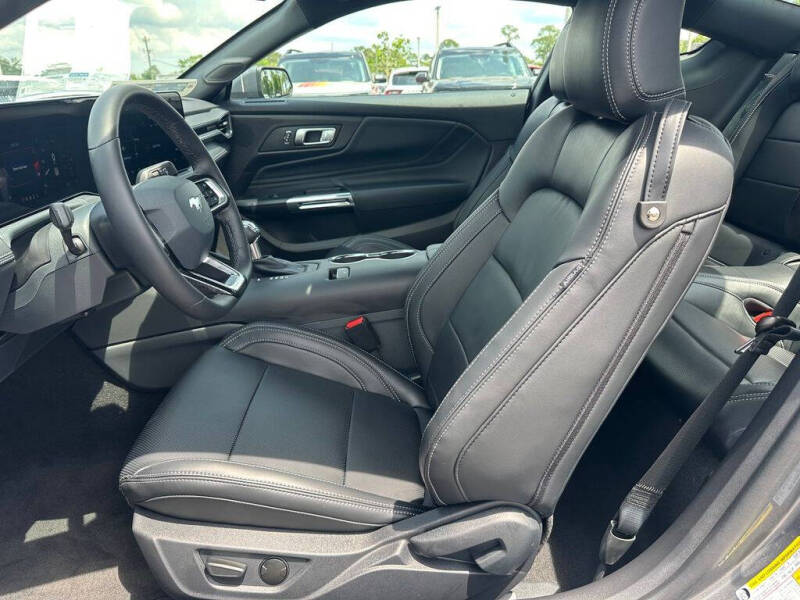 2025 Ford Mustang EcoBoost Premium