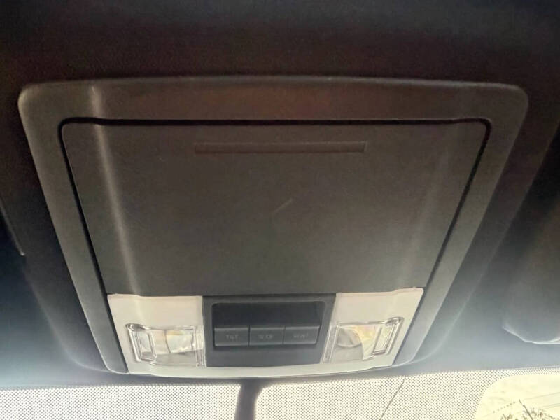 2016 Lincoln Navigator Select