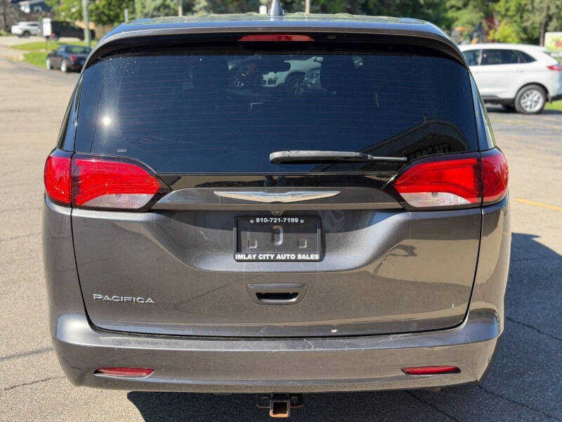 2017 Chrysler Pacifica Touring