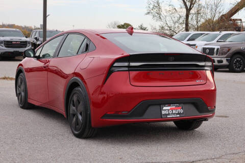 2025 Toyota Prius Plug-in Hybrid SE