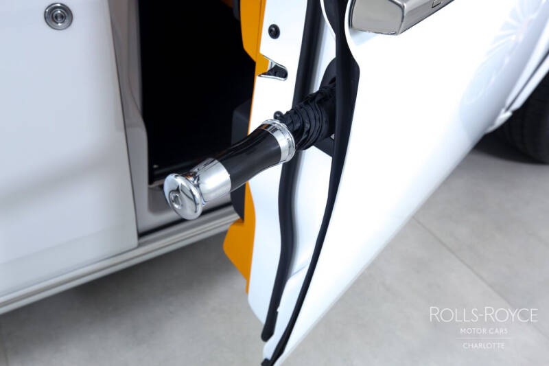2022 Rolls-Royce Phantom EWB