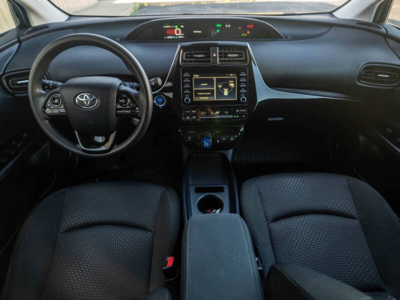 2020 Toyota Prius LE AWD-e