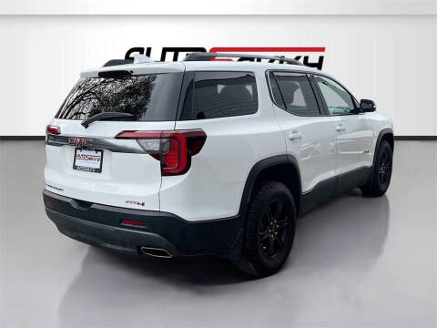 2023 GMC Acadia AT4