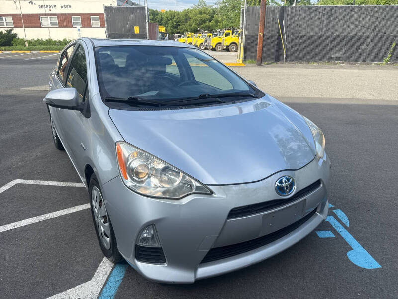 2012 Toyota Prius c Three