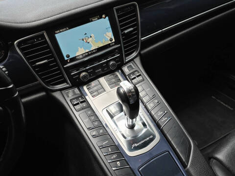 2015 Porsche Panamera S E-Hybrid