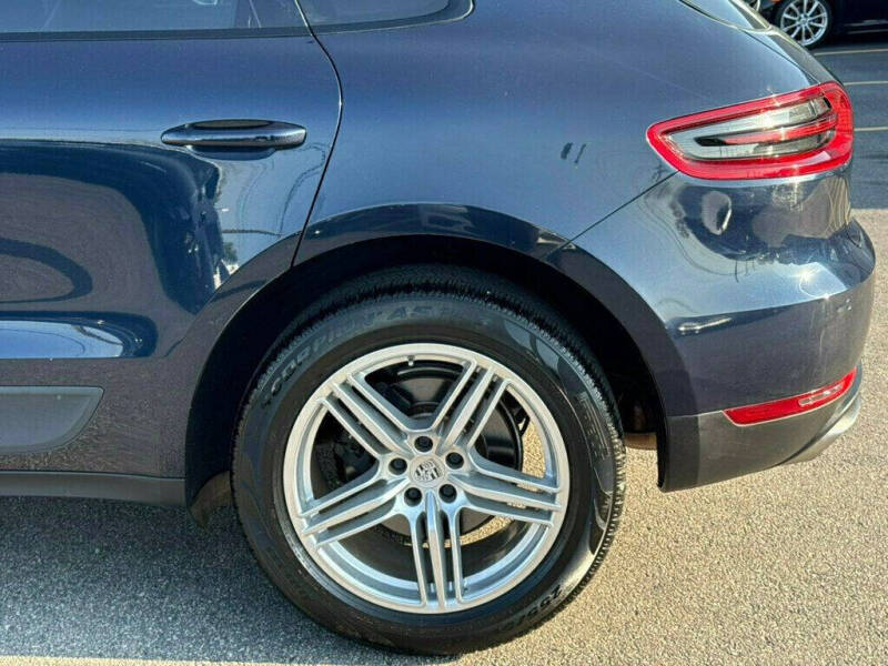 2017 Porsche Macan