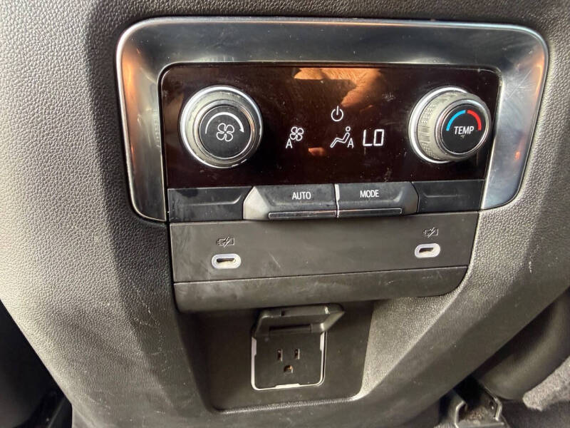 2021 Chevrolet Suburban LS