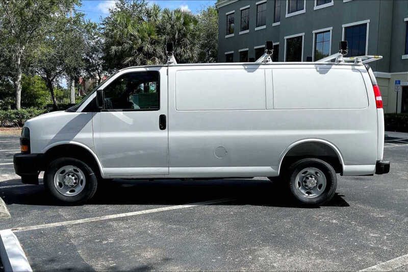 2025 Chevrolet Express 2500