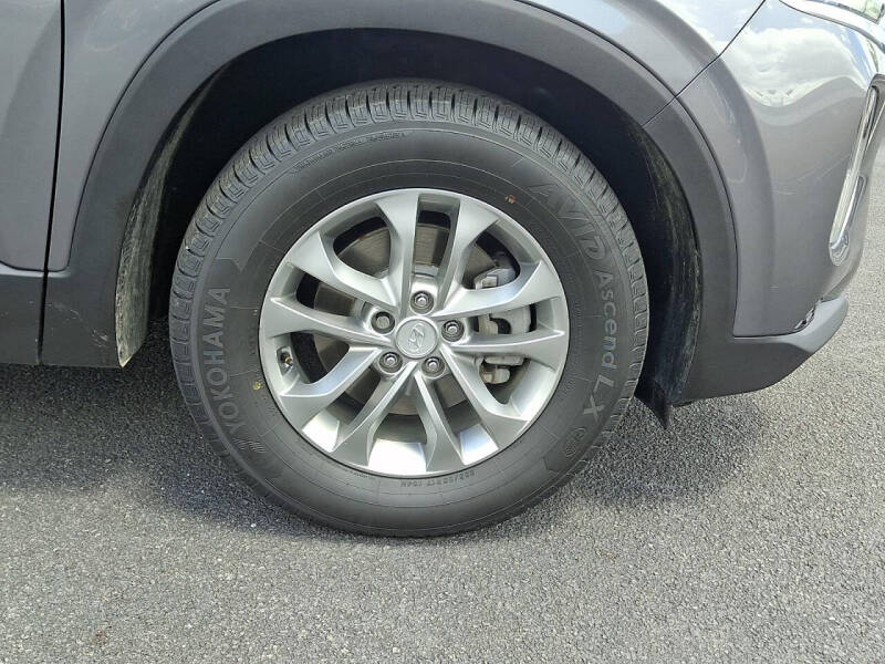 2020 Hyundai Santa Fe SE