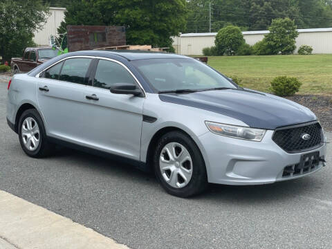 2014 Ford Taurus for sale at ECONO AUTO INC in Spotsylvania VA