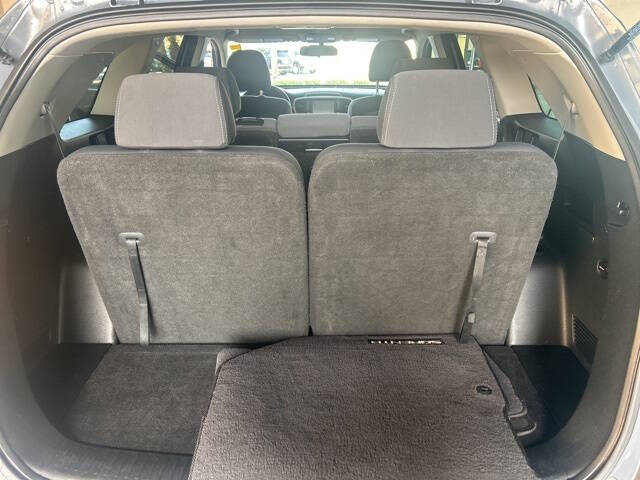 2019 Kia Sorento S V6