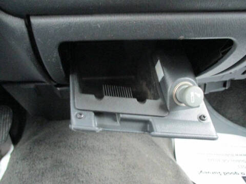 2000 Chevrolet S-10 LS