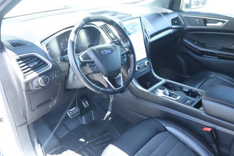 2022 Ford Edge ST-Line