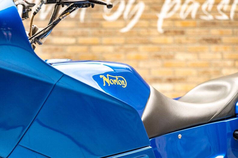 1989 Norton Commander "P53"