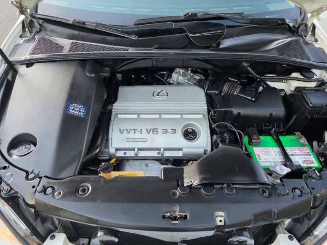 2004 Lexus RX 330