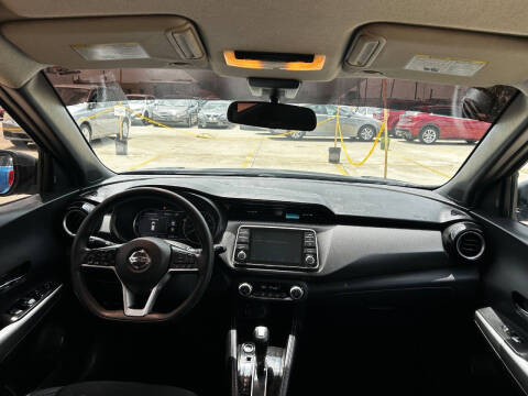 2020 Nissan Kicks SV