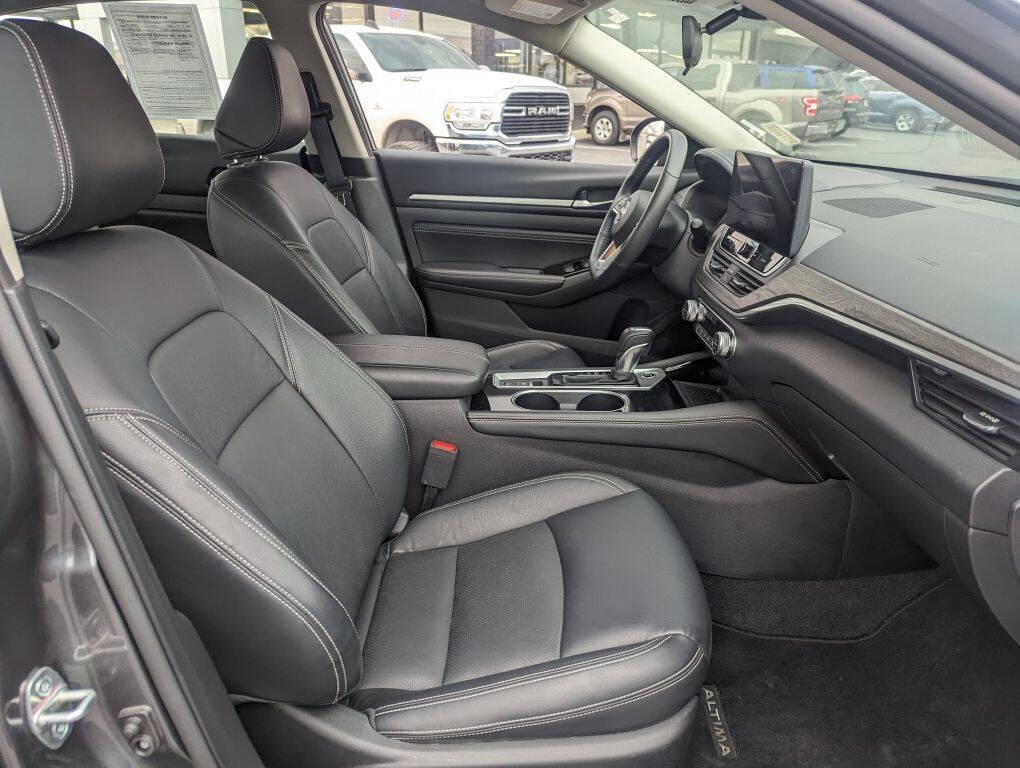 2023 Nissan Altima for sale at Axio Auto Boise in Boise, ID