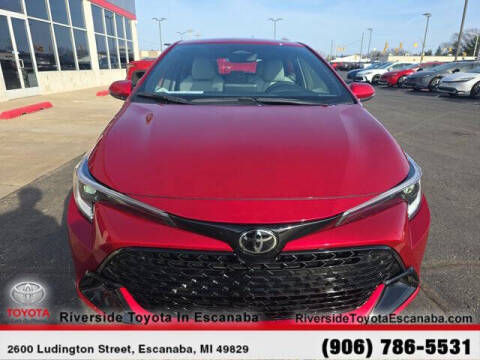 2025 Toyota Corolla Hatchback SE