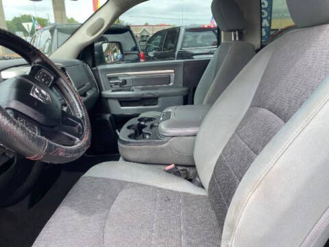 2018 RAM 1500 SLT