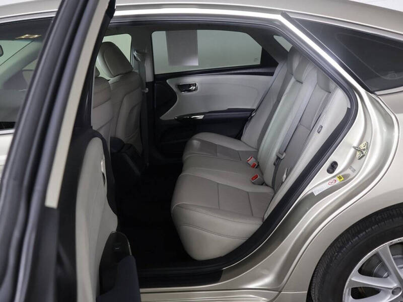 2013 Toyota Avalon XLE