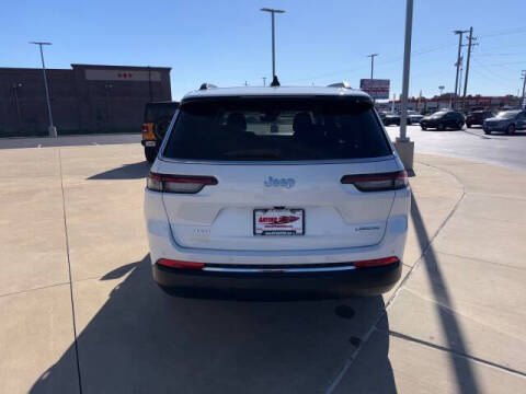 2023 Jeep Grand Cherokee L Laredo