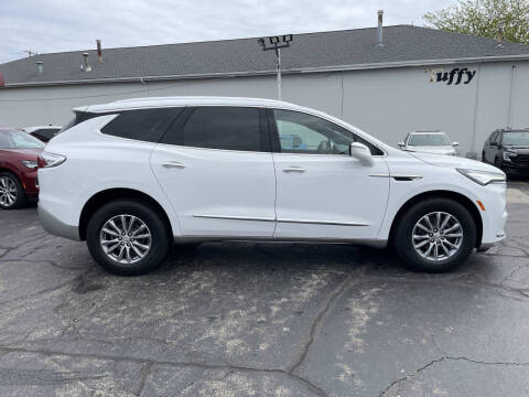 2023 Buick Enclave Essence