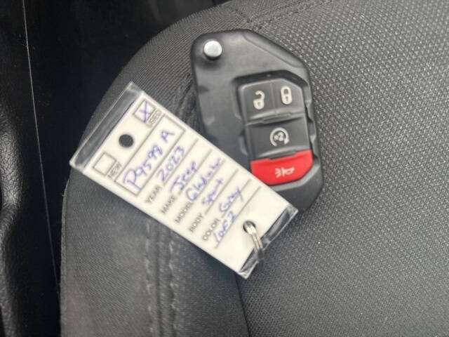 2023 Jeep Gladiator Sport