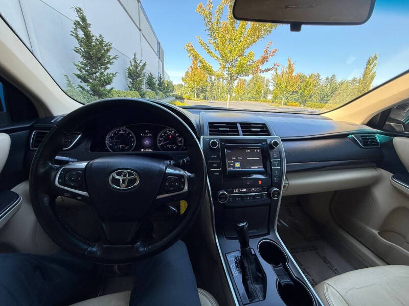 2015 Toyota Camry SE