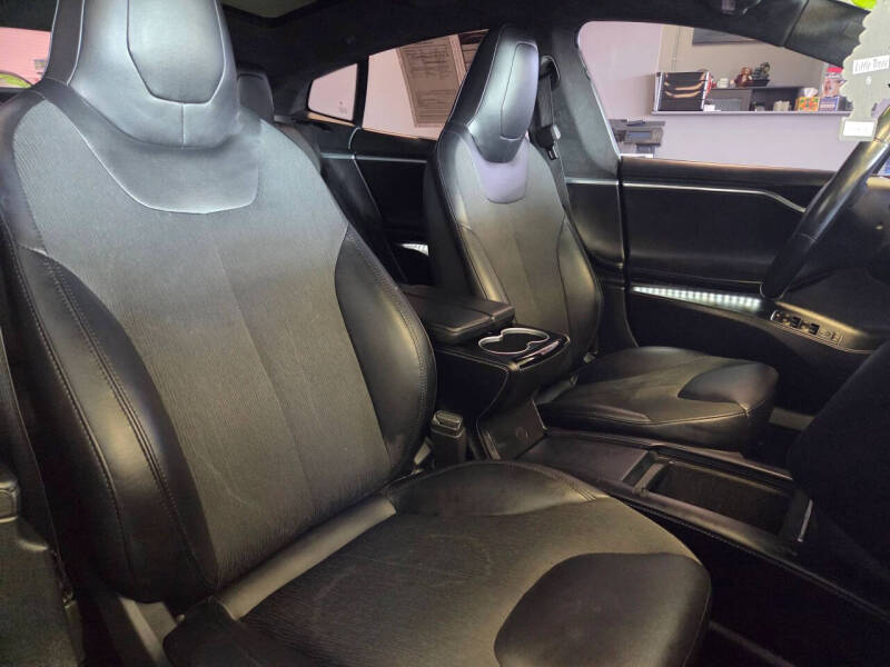 2016 Tesla Model S