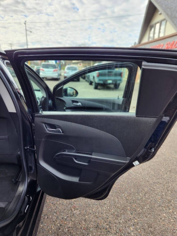 2018 Chevrolet Sonic LT Auto