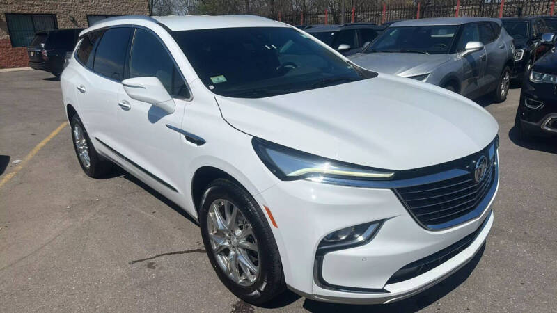 2022 Buick Enclave Premium's photo