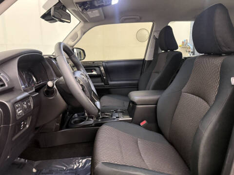 2022 Toyota 4Runner TRD Off-Road