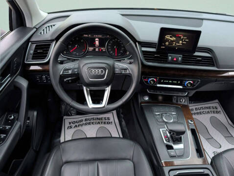 2019 Audi Q5 quattro Premium 45 TFSI