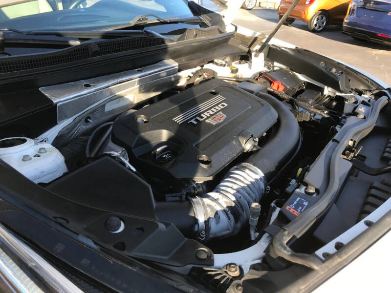 2023 Cadillac XT4 Luxury