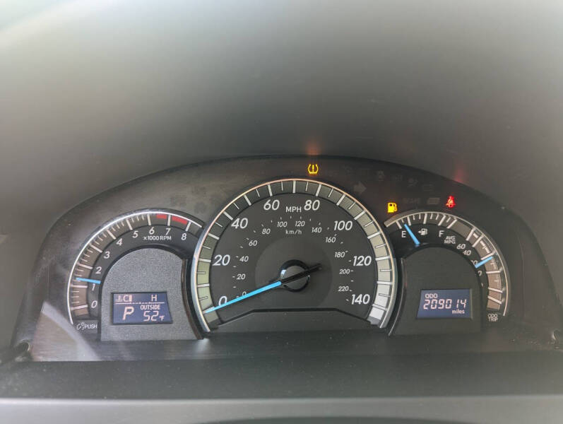 2014 Toyota Camry SE