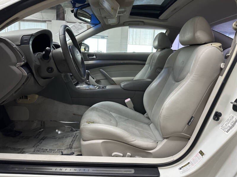 2011 Infiniti G37 Coupe