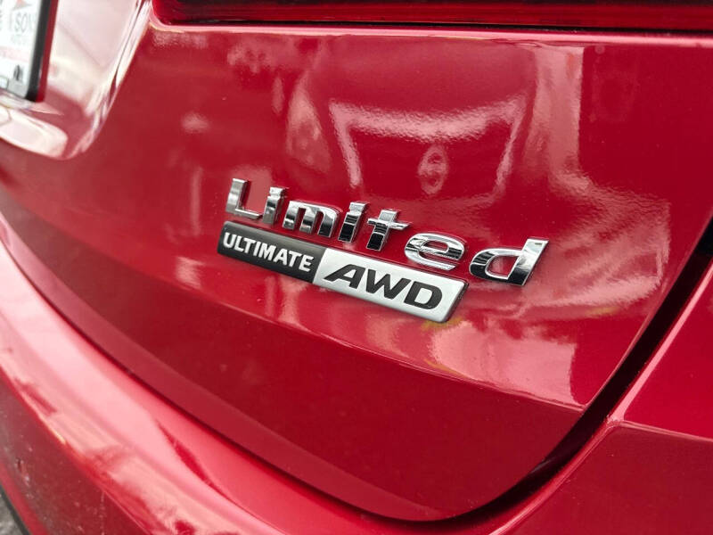 2017 Hyundai Santa Fe Limited Ultimate