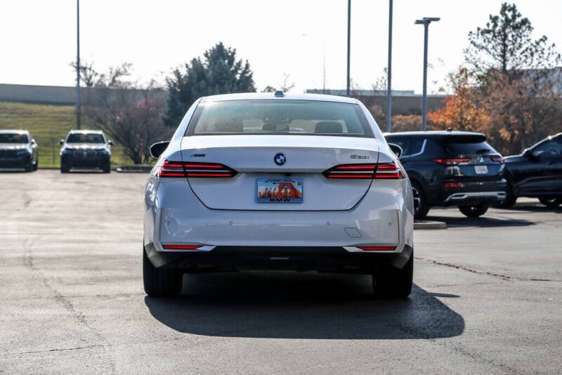 2025 BMW 5 Series 530i xDrive