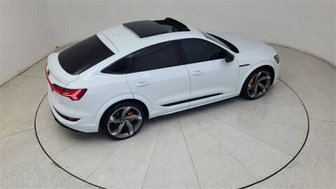 2023 Audi e-tron S Sportback quattro Prestige