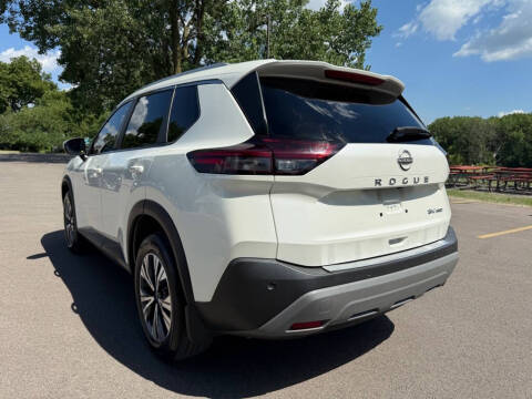 2022 Nissan Rogue SV