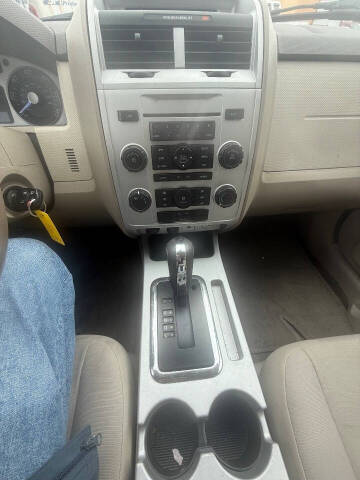 2011 Mercury Mariner I4