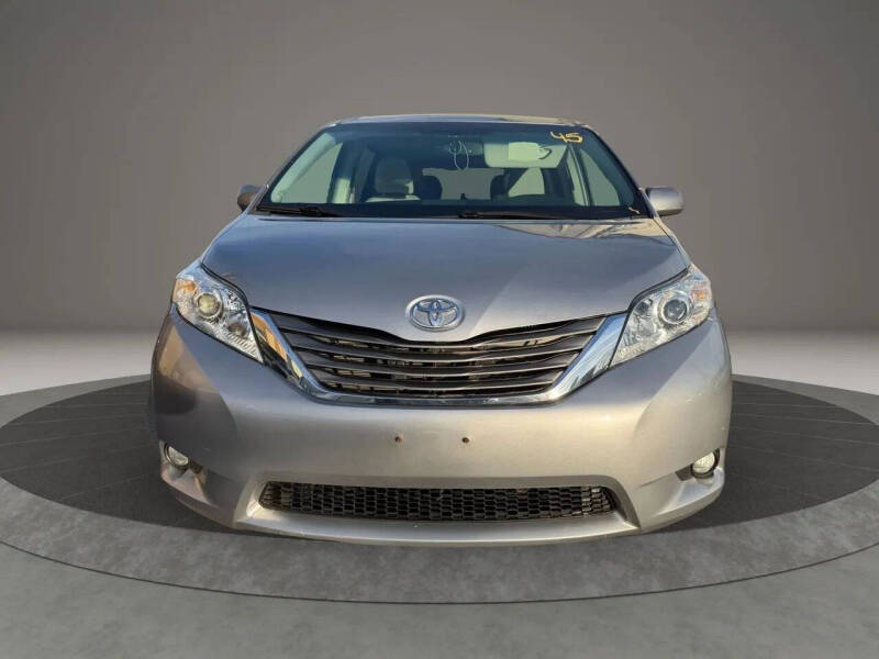 2014 Toyota Sienna