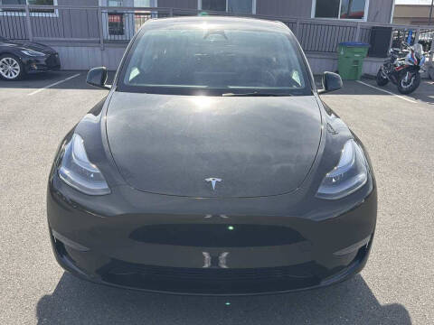 2025 Tesla Model Y Long Range