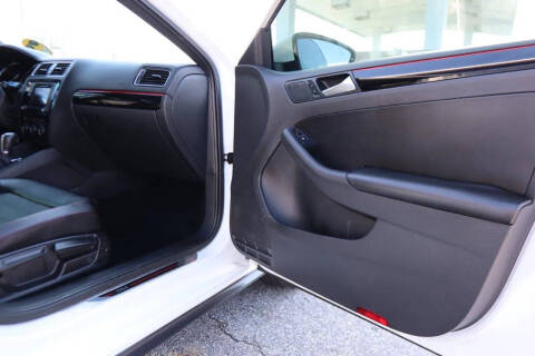 2017 Volkswagen Jetta 2.0T GLI