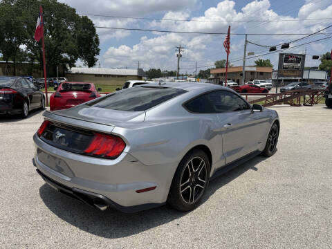 2020 Ford Mustang EcoBoost